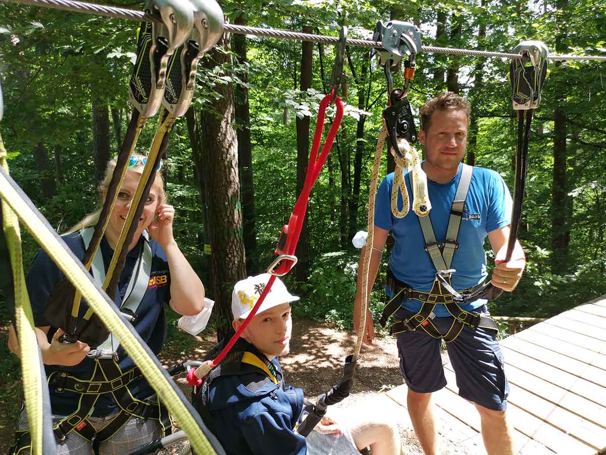 Ein ausgelassener Tag im im Waldseilpark Rummelsberg