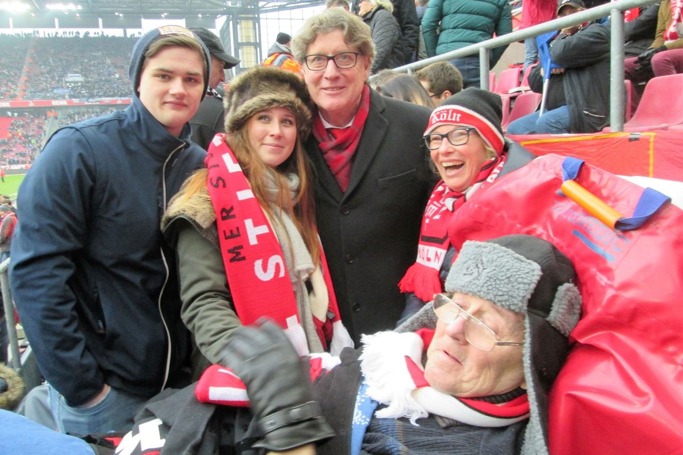 Klaus trifft “Toni” Schumacher beim 1. FC Köln.jpg