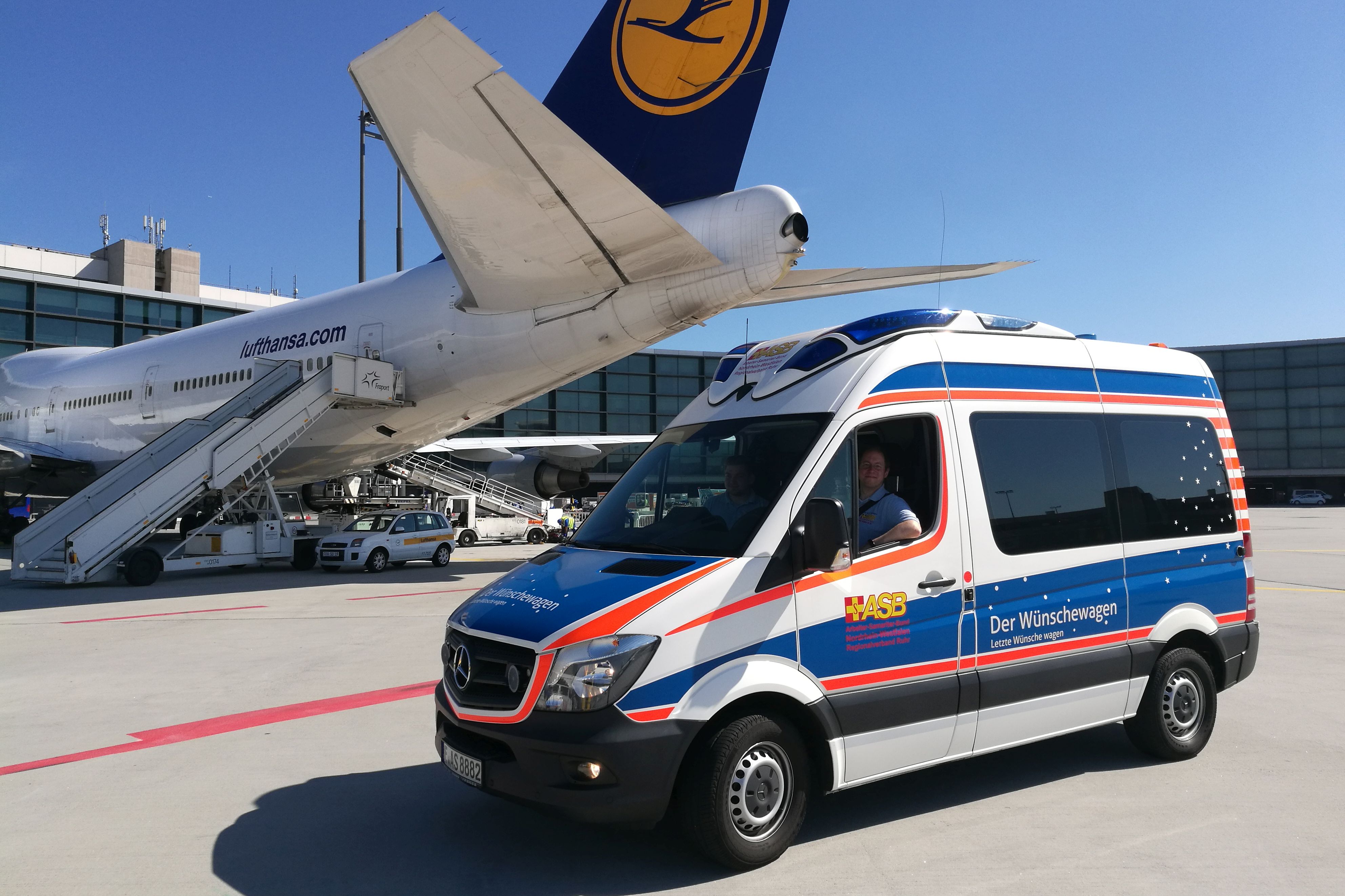 Bernd-Peter am Frankfurter Flughafen.jpg