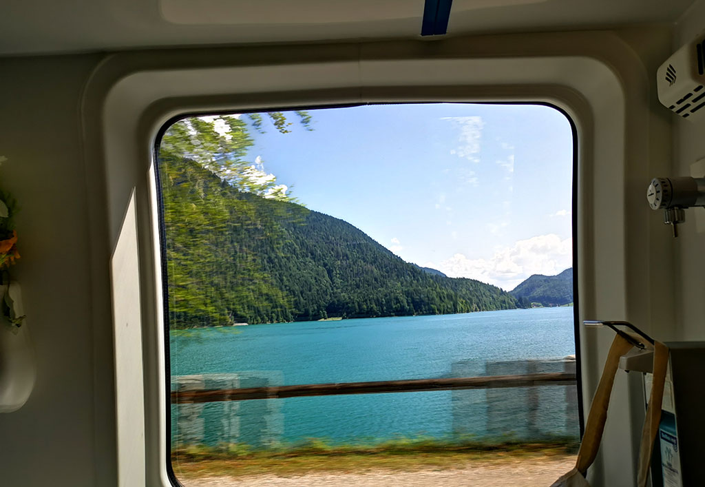 Traumhafte Aussicht auf den Walchensee