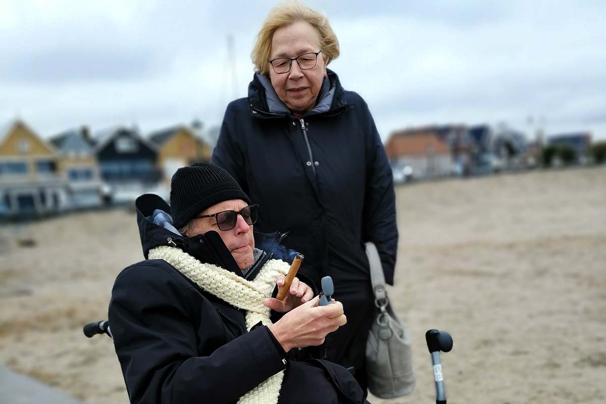 Noch einmal eine Zigarre am Strand rauchen… 