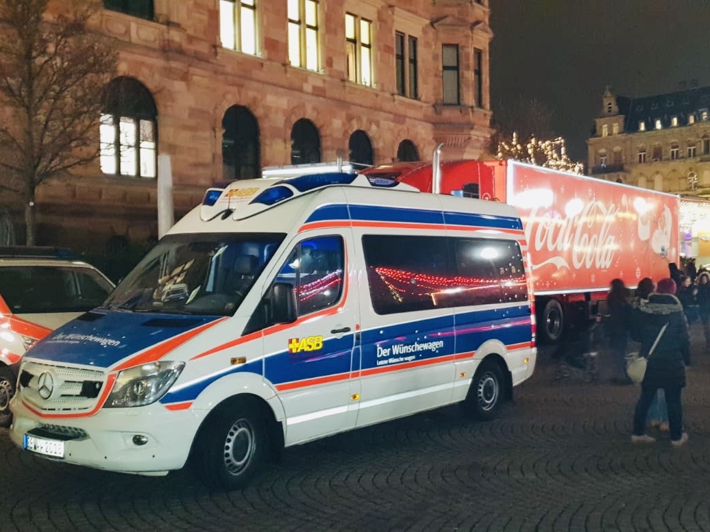 Wünschewagen-Saarland-Coca-Cola-Weihnatstruck-Letzte-Wünsche-wagen-7.jpg