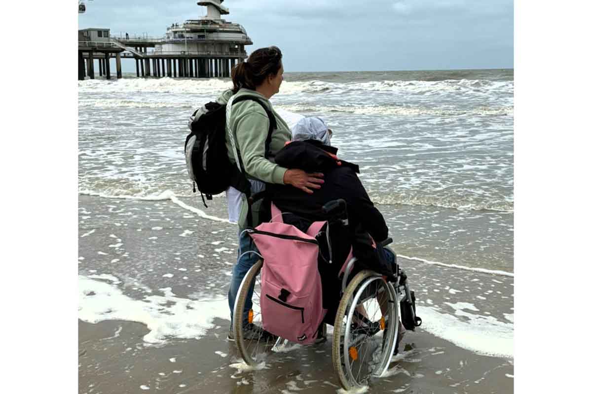 Noch einmal mit den Füßen ins Meer und den Sand spüren… 