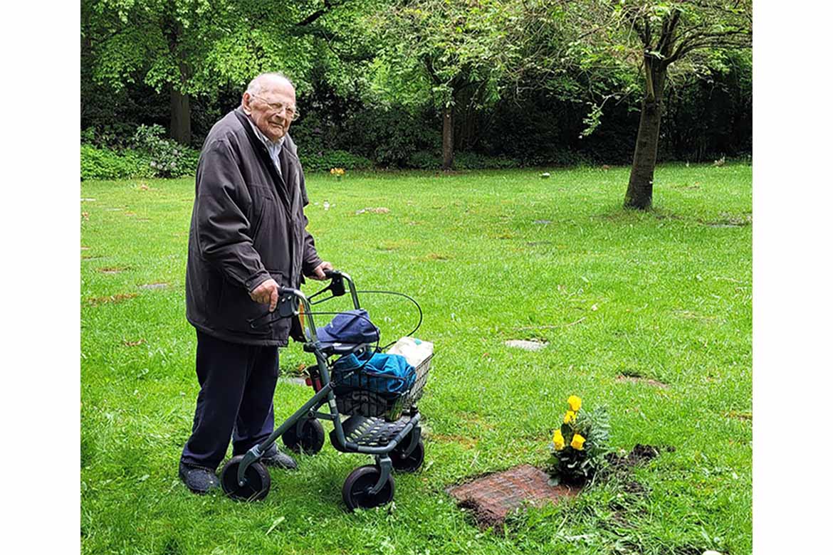 ASB-SH-Wunschfahrt-Friedhof-Ohlsdorf-02.jpg