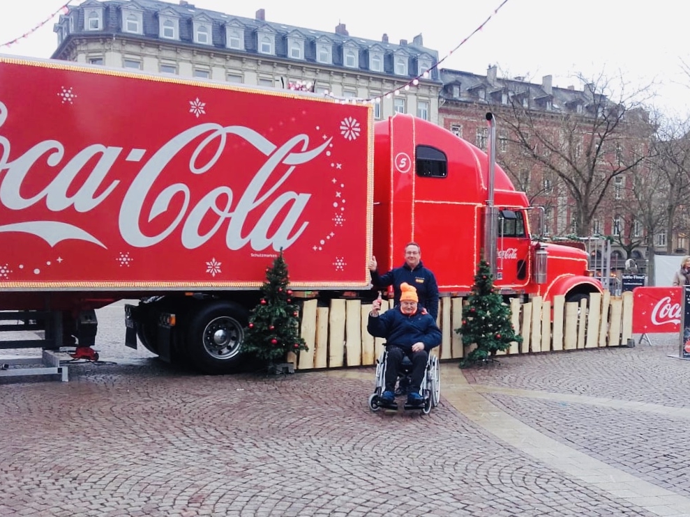 Wünschewagen-Saarland-Coca-Cola-Weihnatstruck-Letzte-Wünsche-wagen-3.jpg