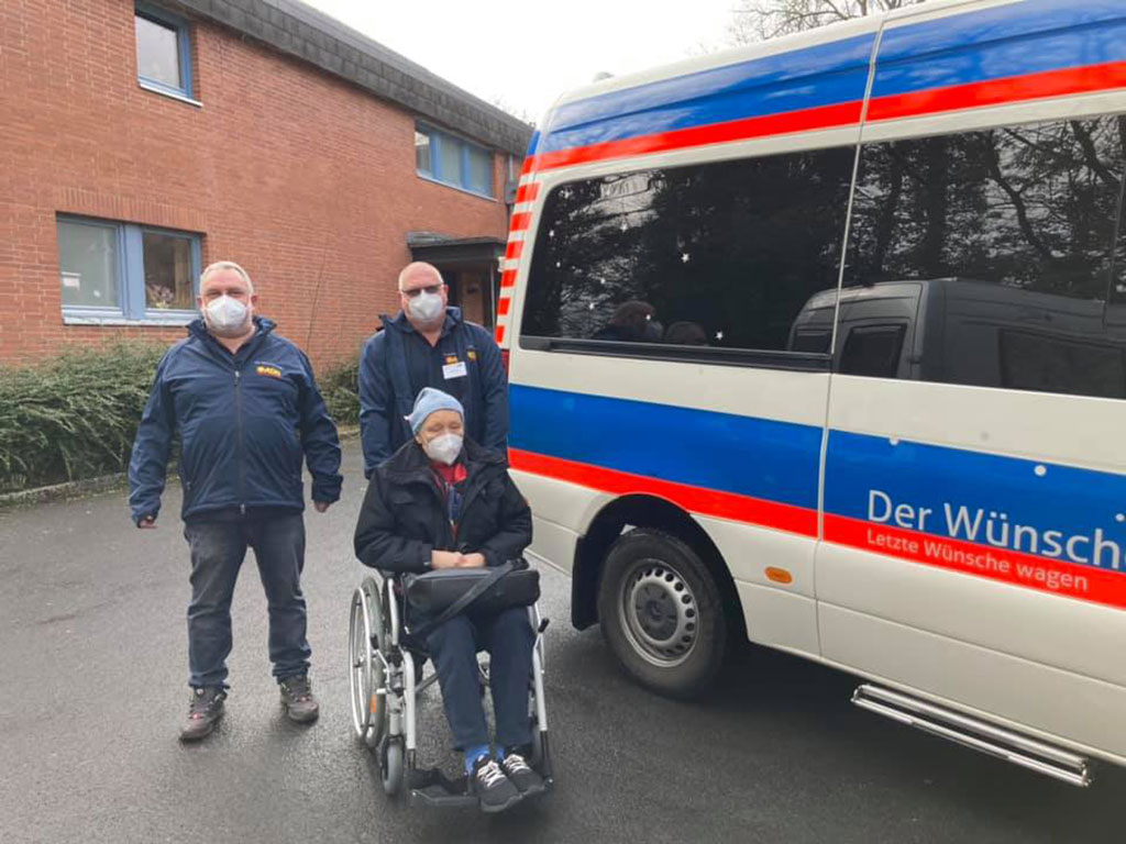 Den Ehemann im Krankenhaus besuchen