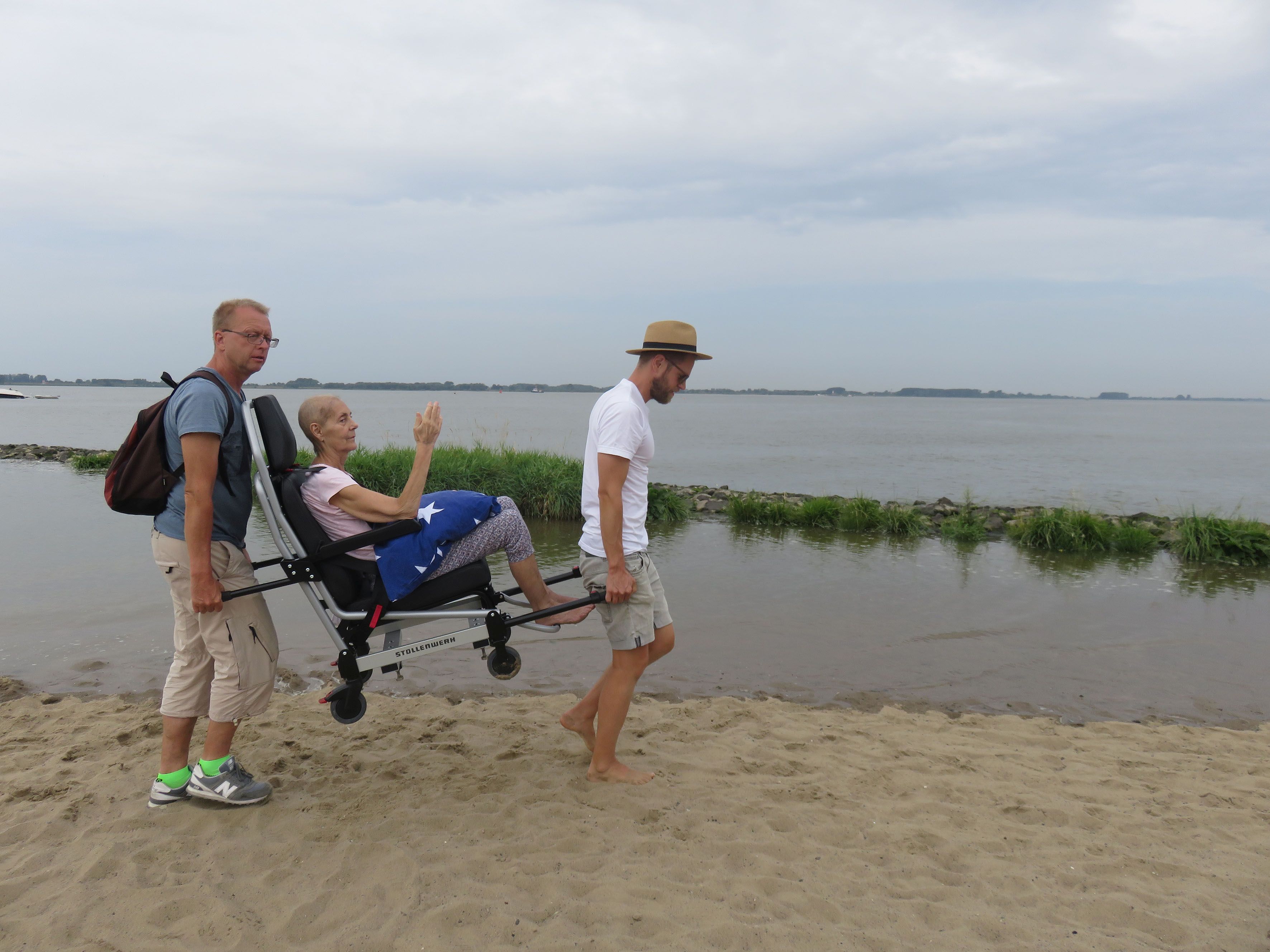 Wünschewagen-Schleswig-Holstein-Elbstrand-Letzte-Wünsche-wagen-5.jpg