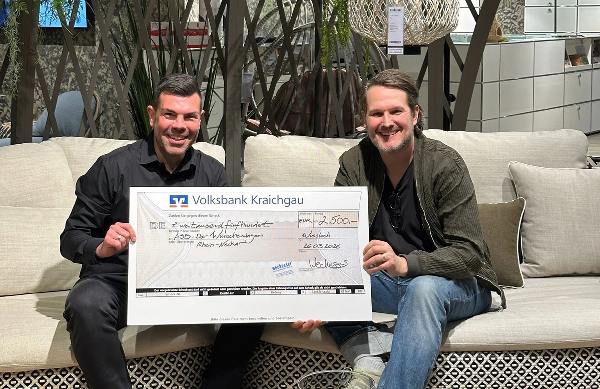 Spendenübergabe Weckesser Wohnen an den ASB-Wünschewagen Mannheim