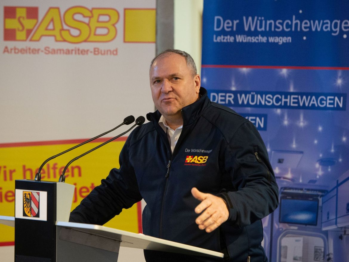 ASB-Wünschewagen-Kick-off-Franken-letzte-Wünsche-wagen-Nürnberg-4.jpg