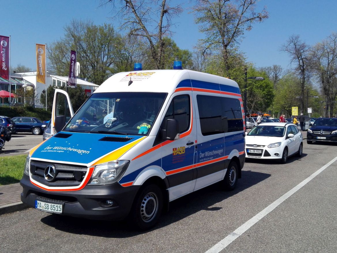 Wünschewagen-Mannheim-Ludwigsburg-Basel-Letzte-Wünsche-wagen-3.jpg