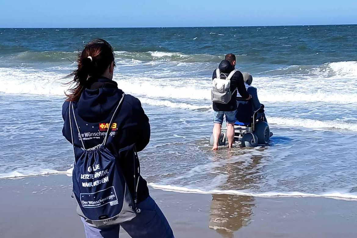 Weiter ins Wasser.jpg