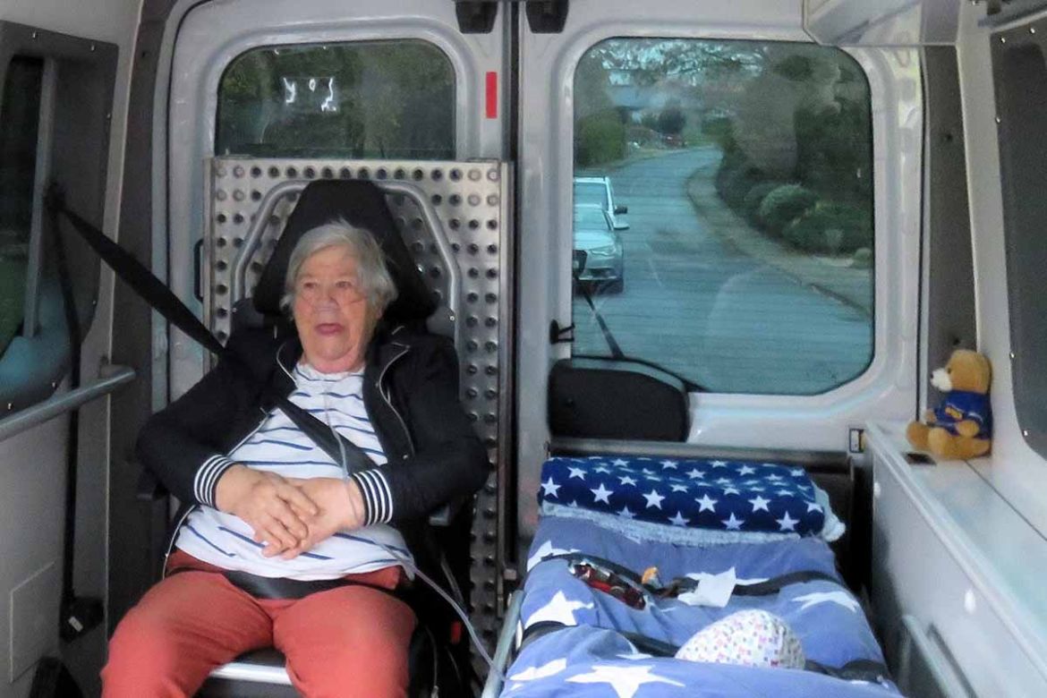 Fahrgast im Wünschewagen.jpg
