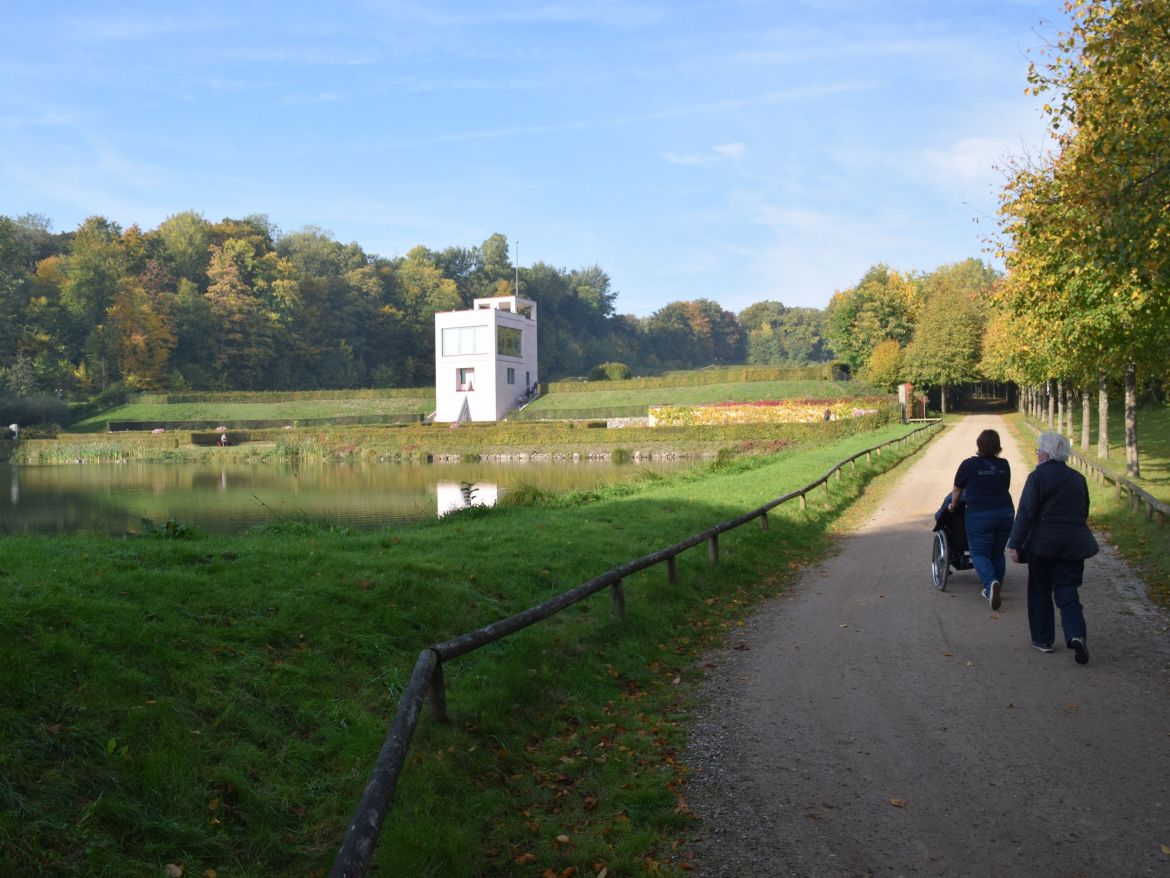 Wünschewagen-Letzte-Wünsche-wagen-ASB-Schleswig-Holstein-Schloss-Gottorf-2.jpg