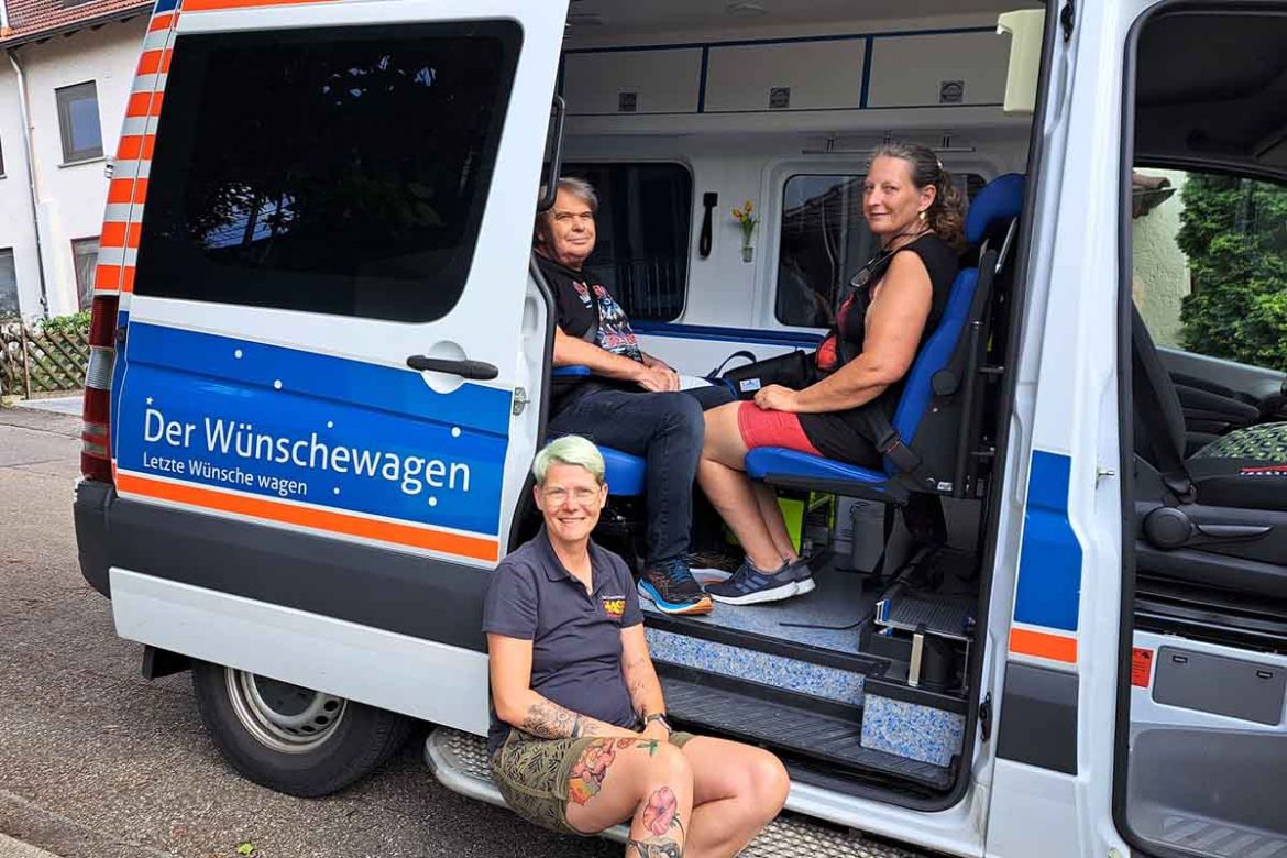 Im Wünschewagen.jpg