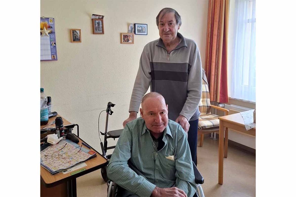 Fahrgast und Bruder.jpg