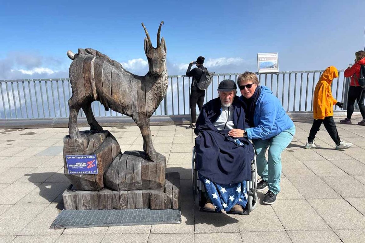 Ziegenstatue.jpg