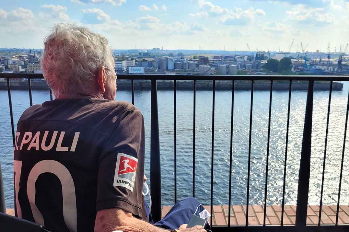 Blick auf den Fluss.jpg
