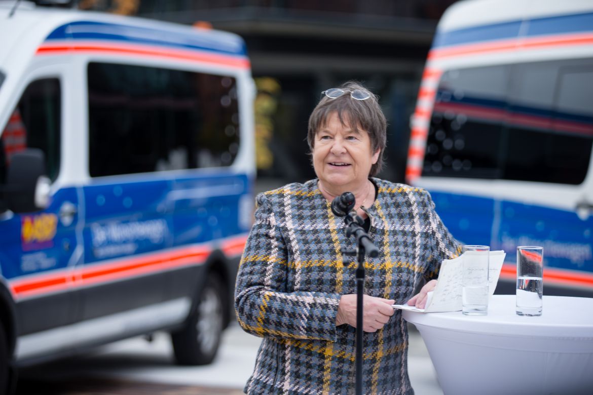 Wünschewagen Hamburg startet am Welthospiztag 2017 Angelika Mertens.jpg