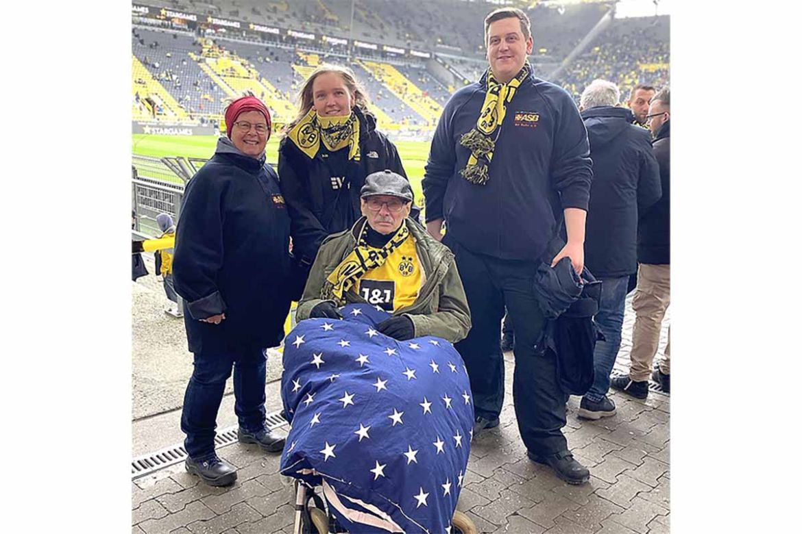 Gruppenfoto.jpg