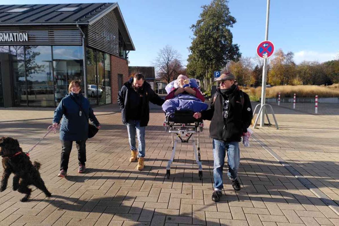 Gruppe läuft.jpg