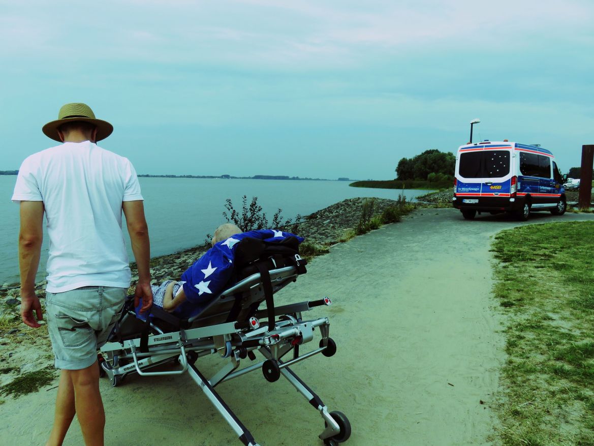 Wünschewagen-Schleswig-Holstein-Elbstrand-Letzte-Wünsche-wagen-7.jpg