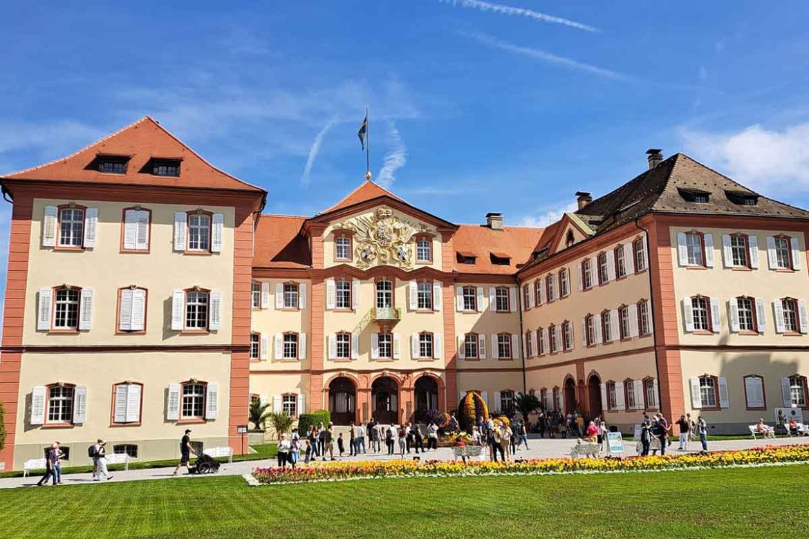 Großes Haus.jpg
