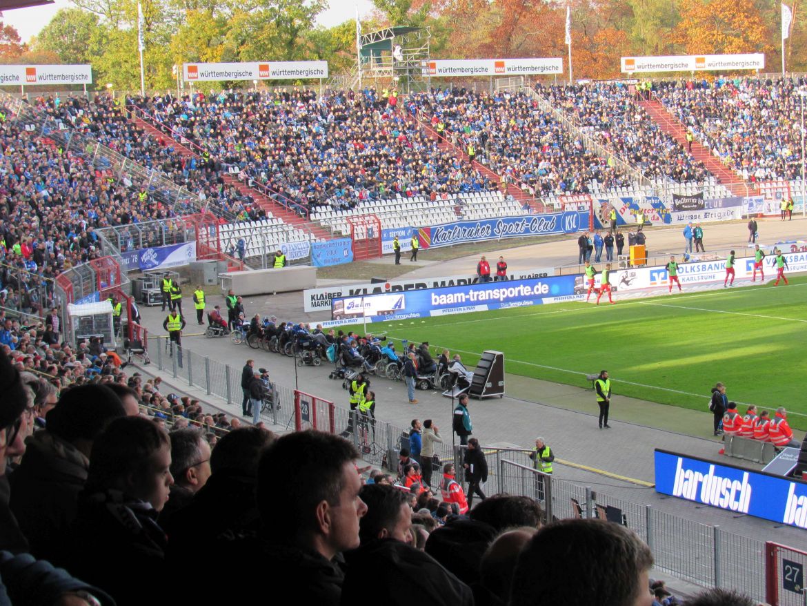 Wünschewagen-mannheim-Karlsruher-Wildparstadion-Letzte-Wünsche-wagen-1.jpg