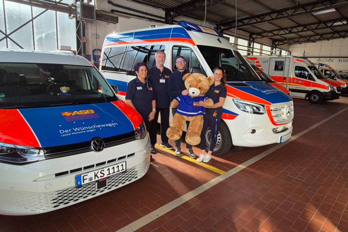 Wunscherfüller mit Teddy.jpg
