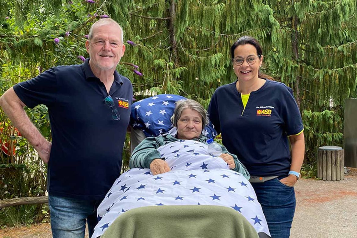 Fahrgast mit Wunscherfüllern.jpg