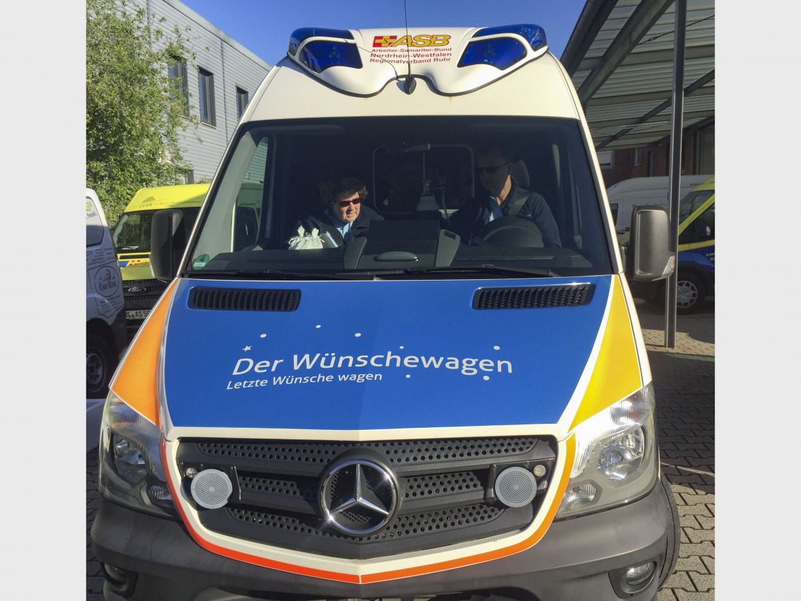Wünschewagen-Westfalen-Möhnesee-Letzte-Wünsche-wagen-1.jpg