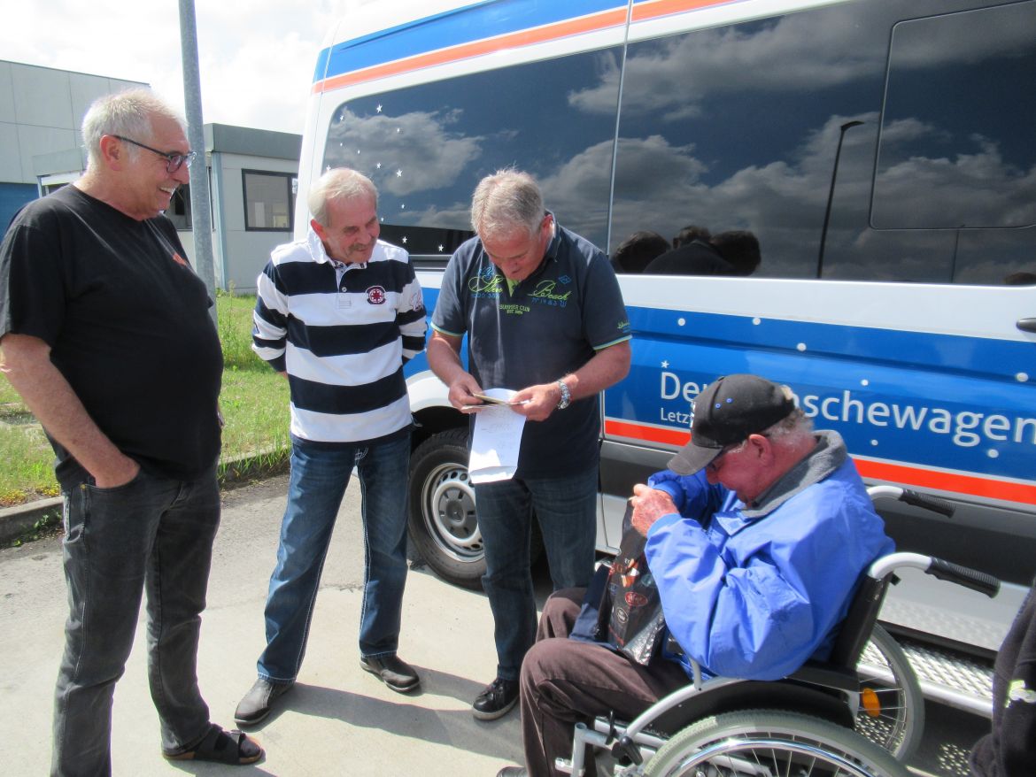 Wünschewagen-Brandenburg-80-Fahrt-LKW-Letzte-Wünsche-wagen-3.jpg