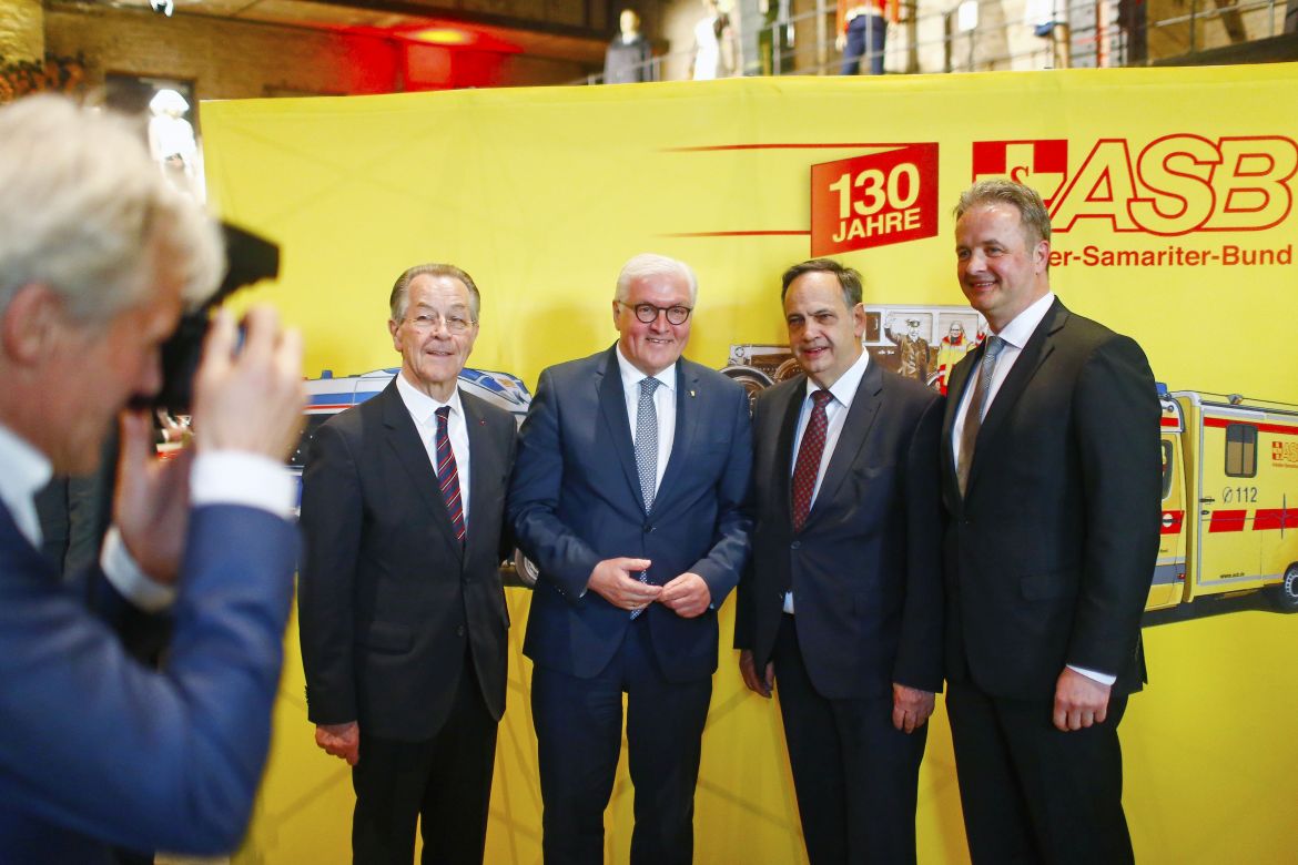 130-Jahre-ASB-Samariter-Steinmeier-Bundespräsident-Ulrich-Bauch-Franz-Müntefering (2).jpg