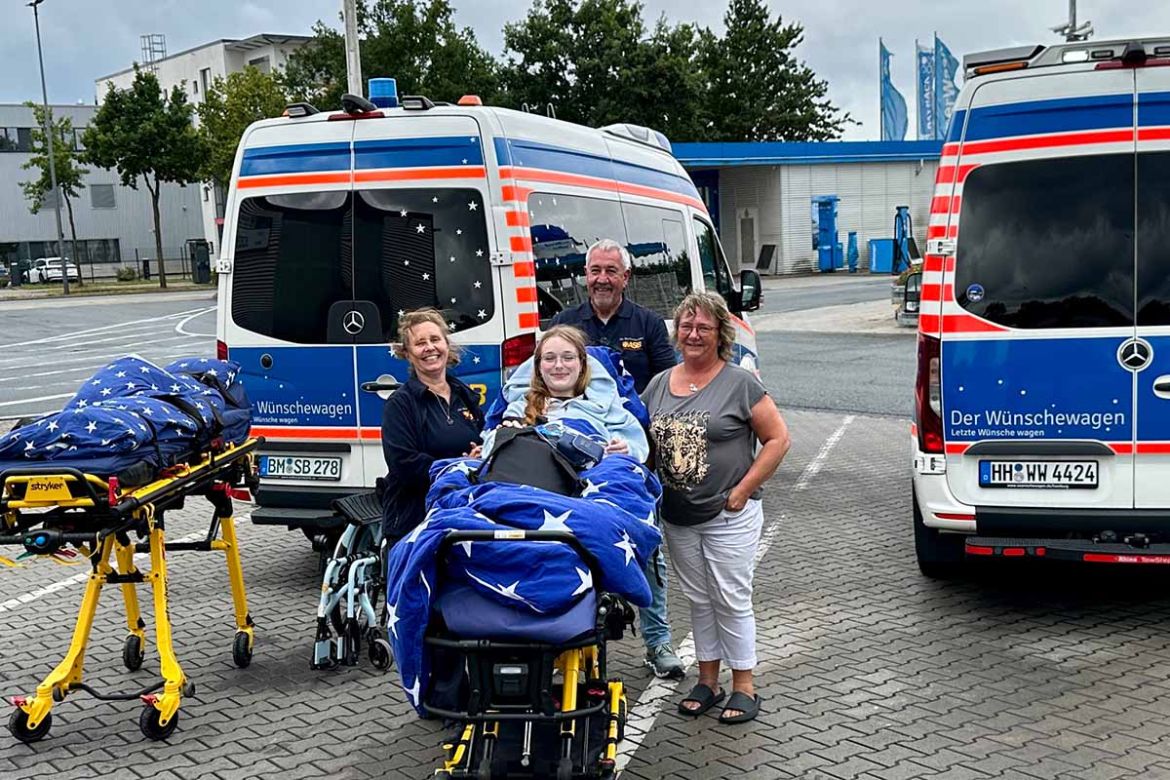 Gruppe auf Parkplatz2.jpg