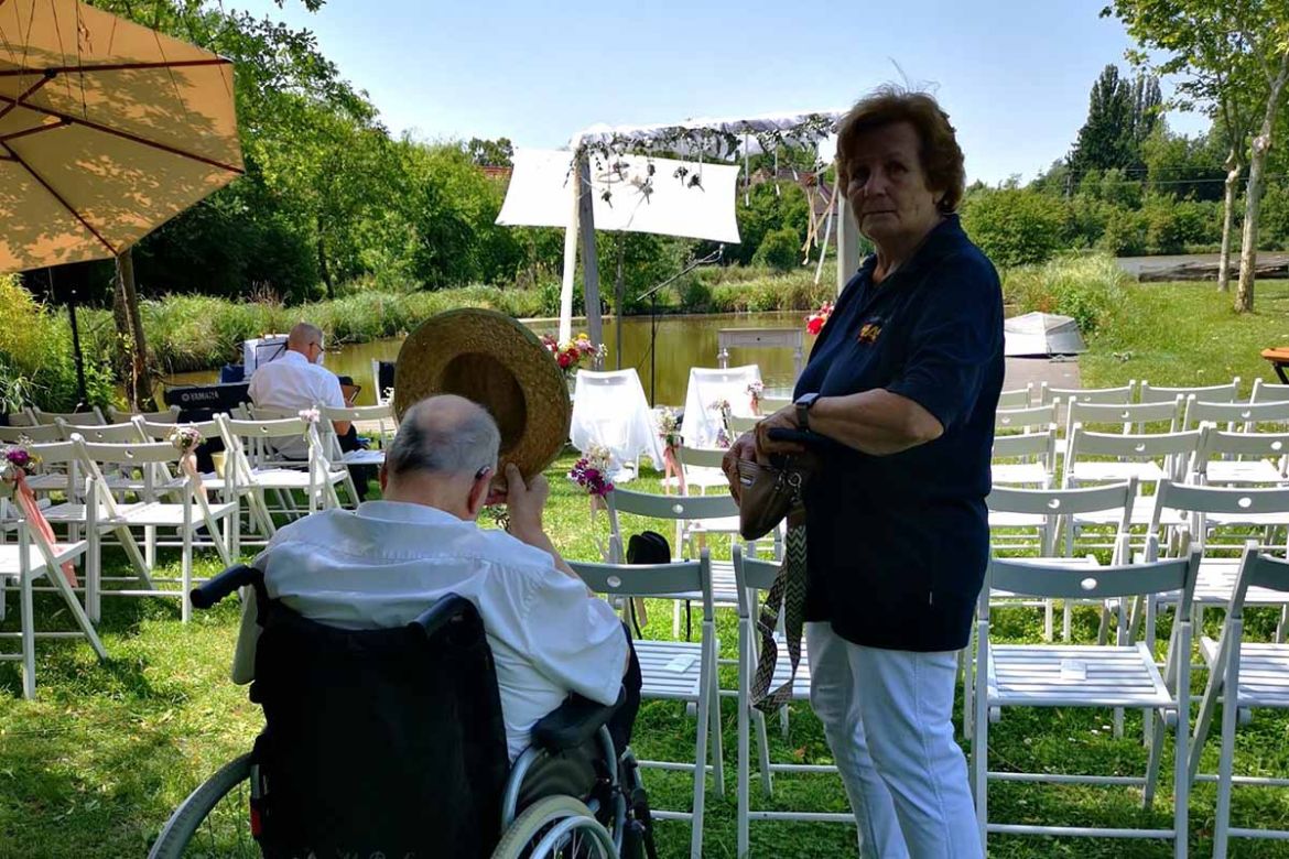 Fahrgast vor der Trauung.jpg